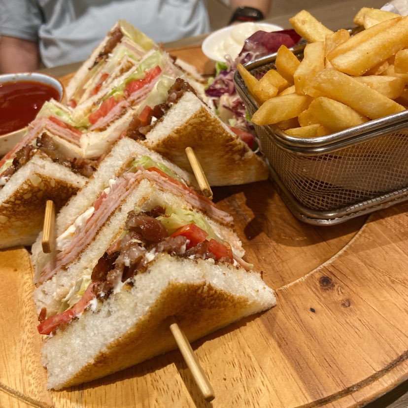 RUM CHAPEL：Club Marriott Sandwich